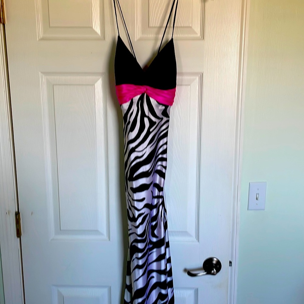 Cache prom dress